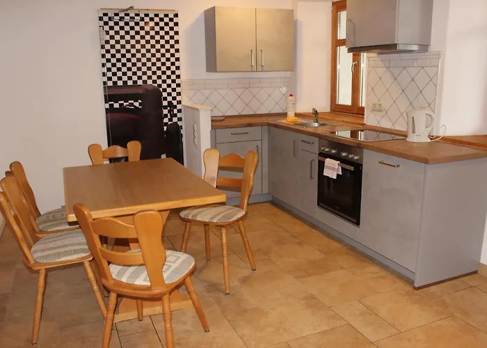 Hotel Greenpartment - Friedrichshofen 3*